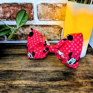 Polka Dot Red Bow with Minnie